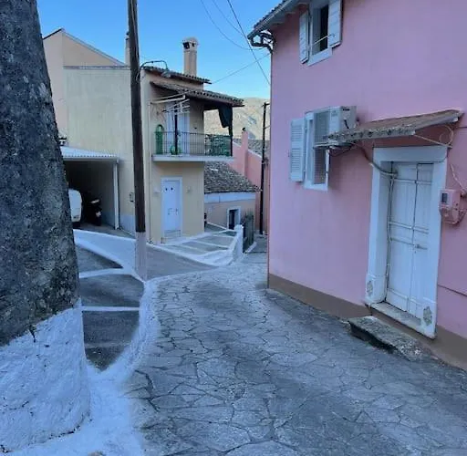 Traditional Home Roibis